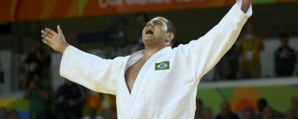 Rafael Silva é bronze no judô; Brasil ganha a terceira medalha na modalidade