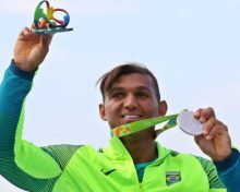 ISAQUIAS GANHA MEDALHA DE PRATA, A PRIMEIRA DA CANOAGEM DO BRASIL